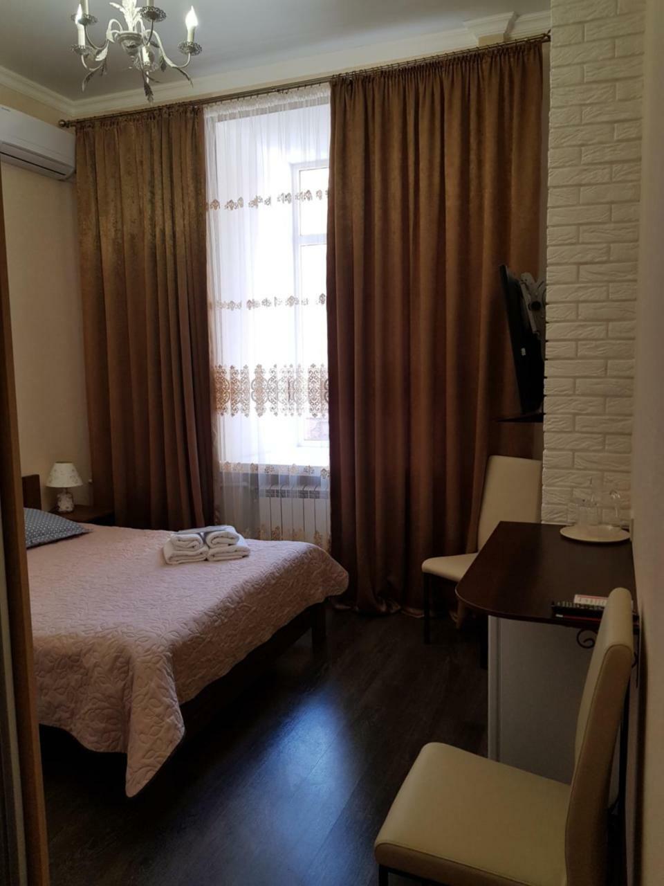 Mini Otel Cozy Patio Odessa Exterior photo