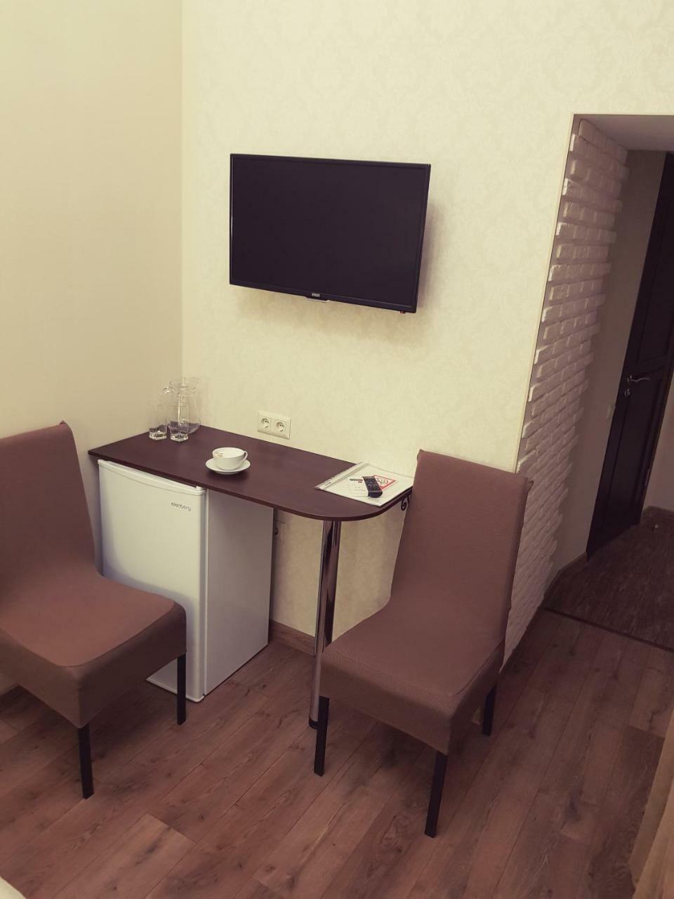 Mini Otel Cozy Patio Odessa Exterior photo